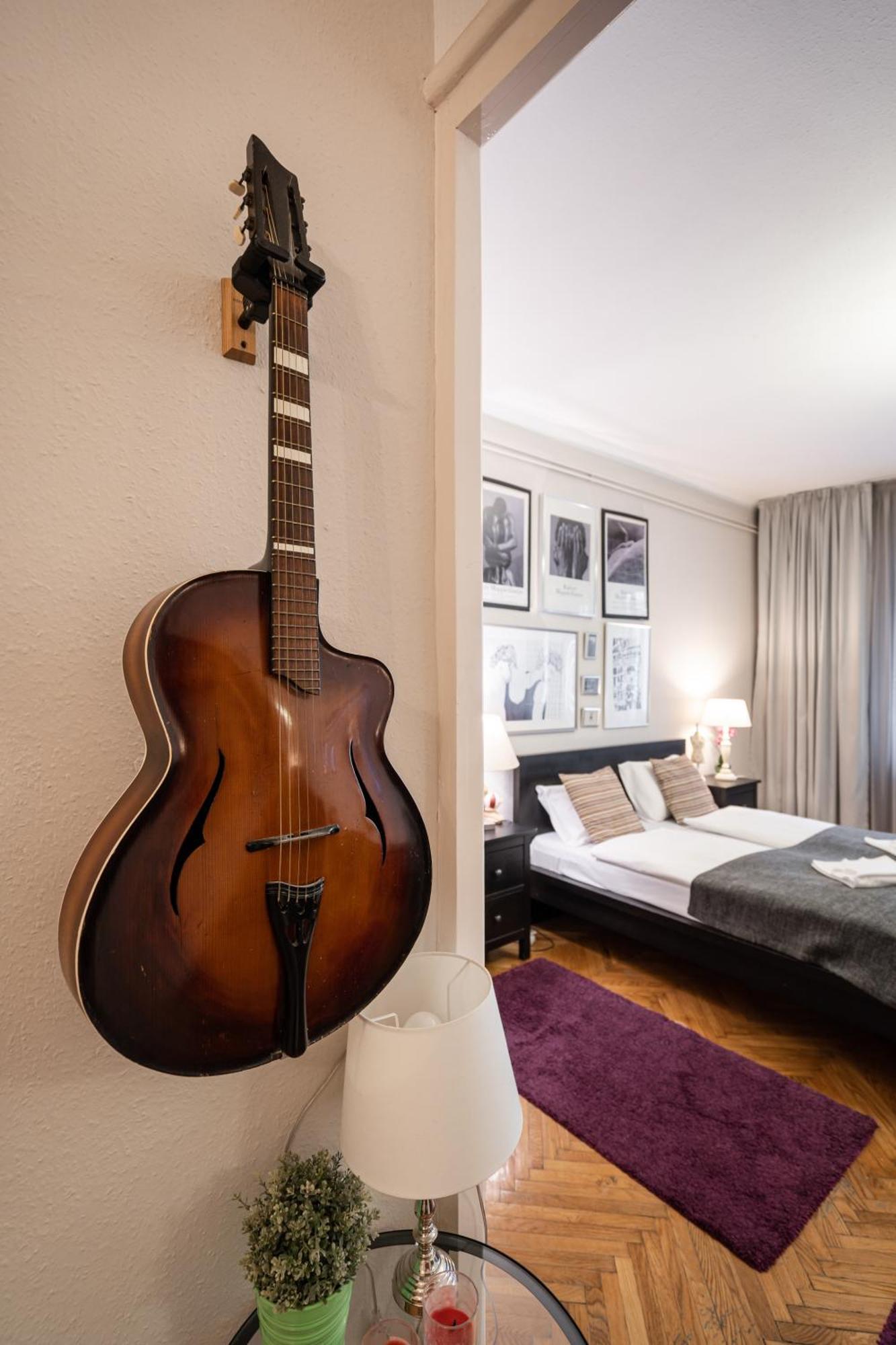 Апартаменты Paulay Deluxe 1 Будапешт Экстерьер фото